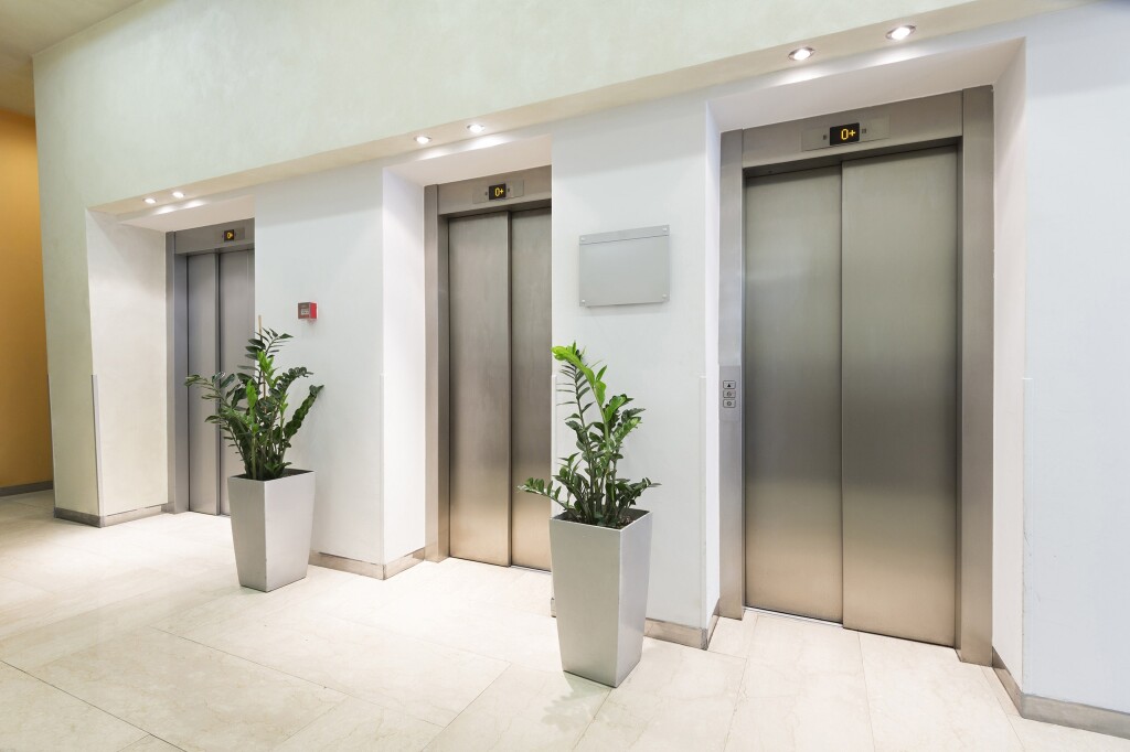 Somos una empresa de ascensores Valencia con profesionales