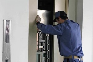 Trabajos de reparación ascensores Valencia profesionales
