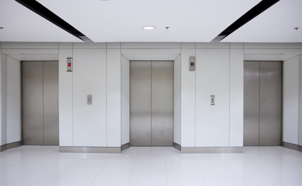 Empresa de trabajos de modernización de ascensores Valencia